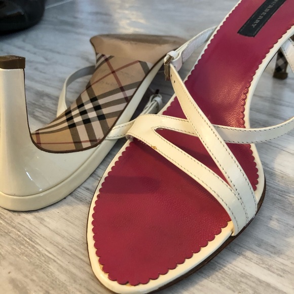 Burberry Patent Leather Strap Slide Sandals - Picture 4 of 8